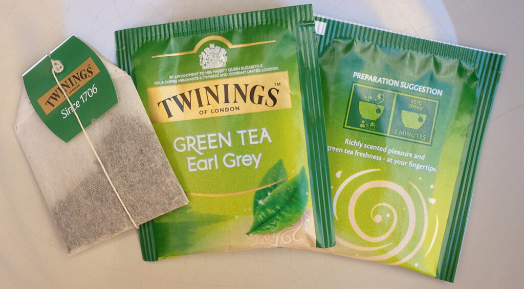 Twinings of London Green Tea Earl Grey teabags.