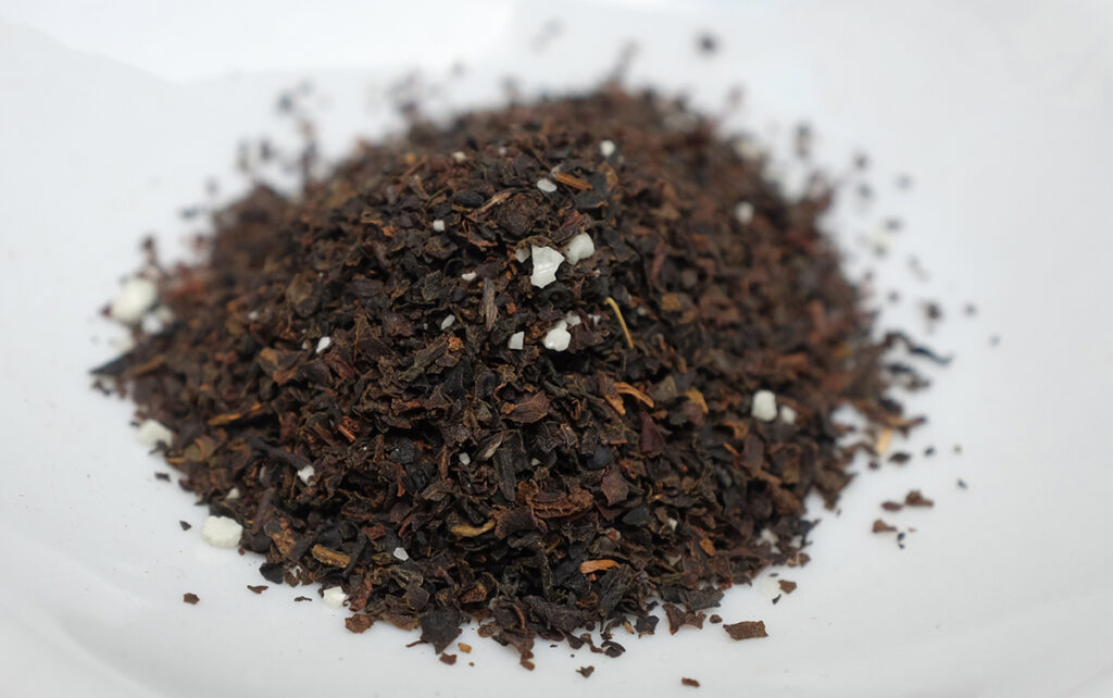 Close-up of Clipper Earl Grey organic ingredients.